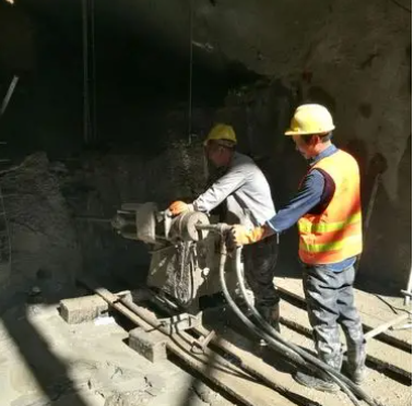 番阳镇水下抗分散灌浆料特点 水下不分散注浆料介绍