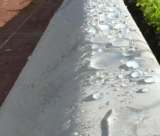 番阳镇硅烷浸渍涂料在混凝土保护中的应用